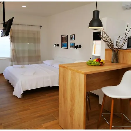 Apartman Makelja *
