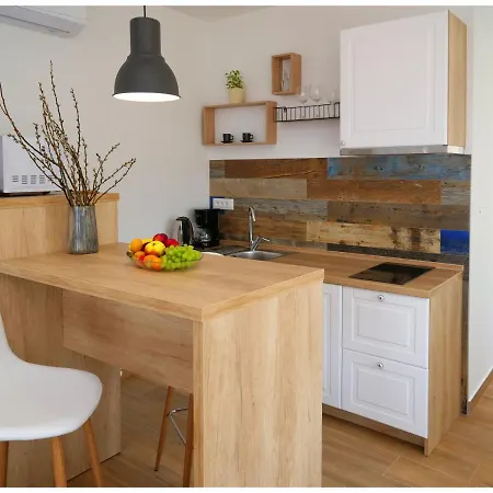 Apartman Makelja *