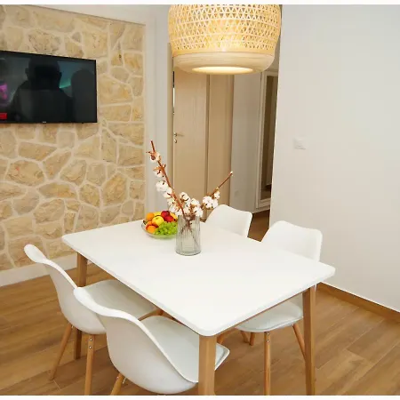 Makelja פרימוסטן